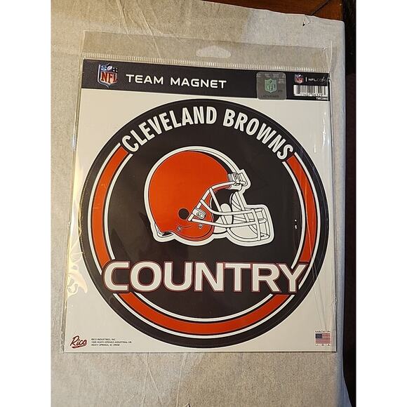 Cleveland Browns Country NFL Team Magnet New Sealed Rico Industries 8x8.75" - Picture 1 of 7